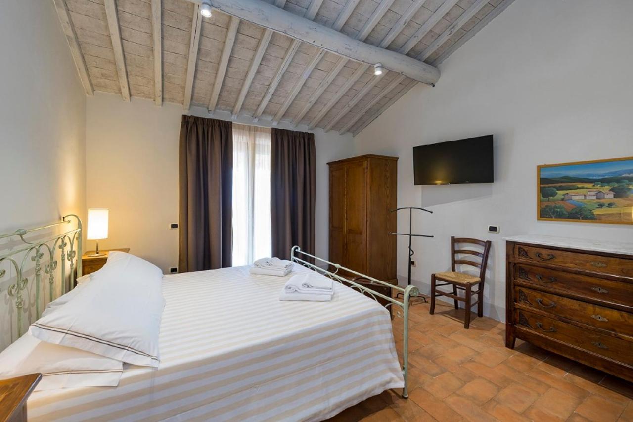 Agriturismo Podere L'Aione Scansano Exterior photo